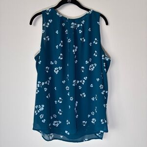 Ann Taylor Teal Green and White floral Sleeveless Shell top